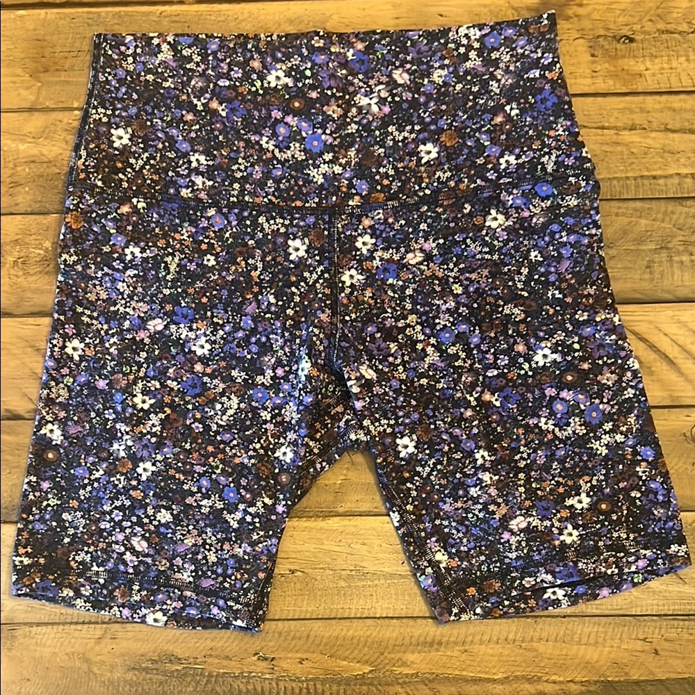 Lululemon Align 8” shorts